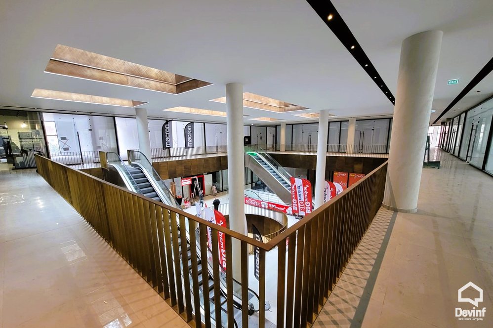 Tirane For Rent Shop  SHOP/OFFICE SPACE FOR RENT LOCATED IN KAVAJA STREET Office qender estetike Shop Business Center studio ligjore Noter