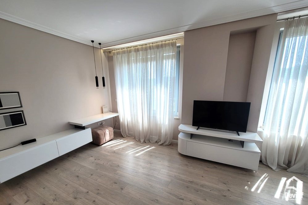 Tirane For Rent Apartment 2+1 Apartment situated close to the Selman Stermasi Stadium Apartment
