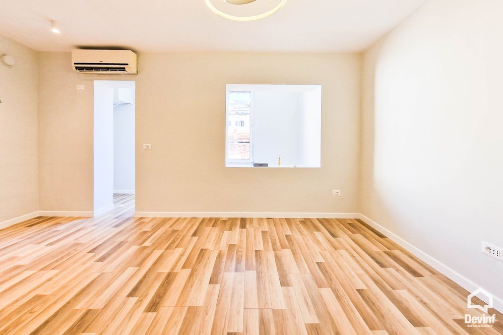 Tirane For Sale Apartment 1+1 Fortuzi street, near the Ministry of Justice Apartment Office Booking/AirBnB