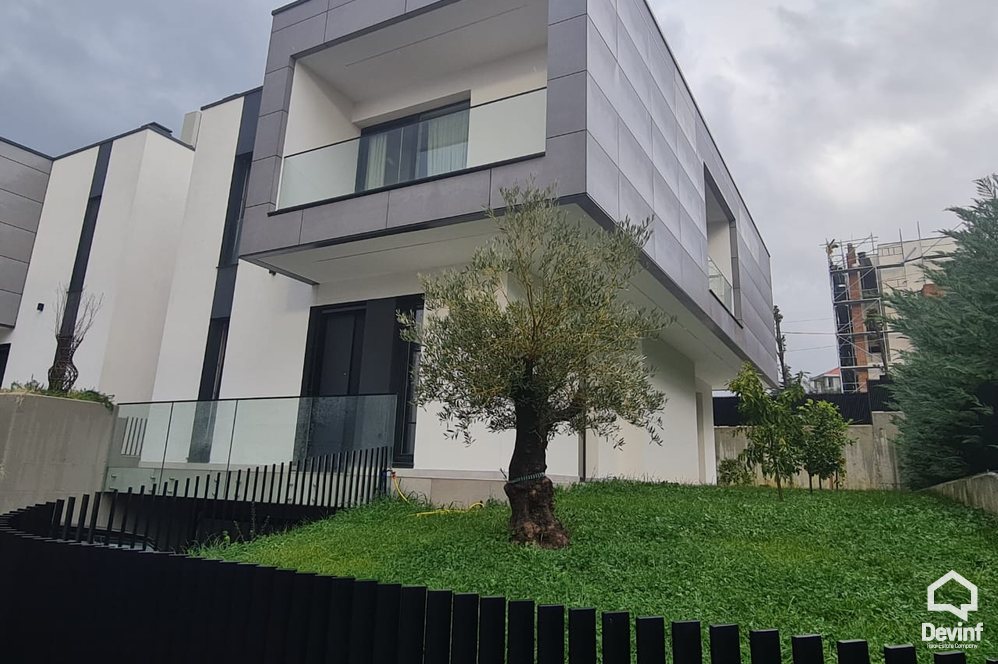Tirane Qera Vile 3+1 Vile ne kompleks vilash ne zonen e TEG vile kompleks rezidencial