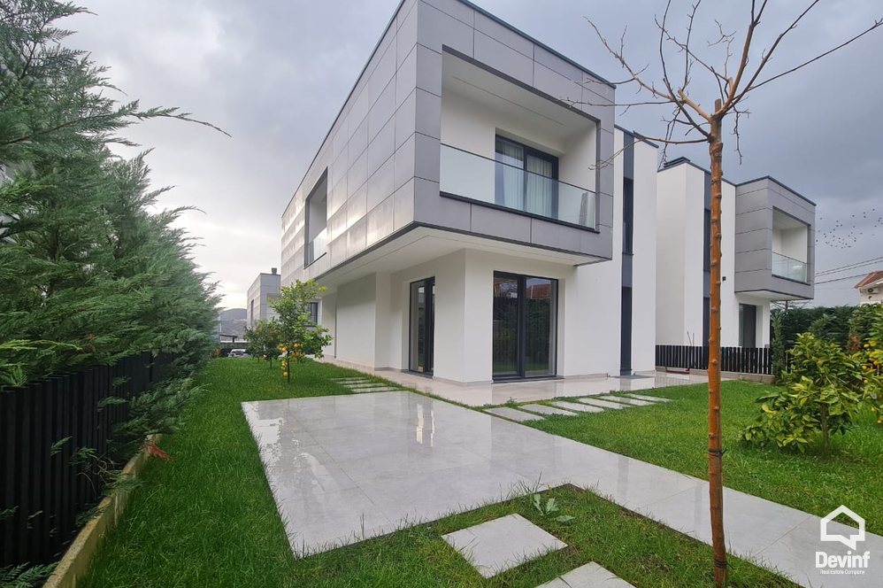 Tirane Qera Vile 3+1 Vile ne kompleks vilash ne zonen e TEG vile kompleks rezidencial