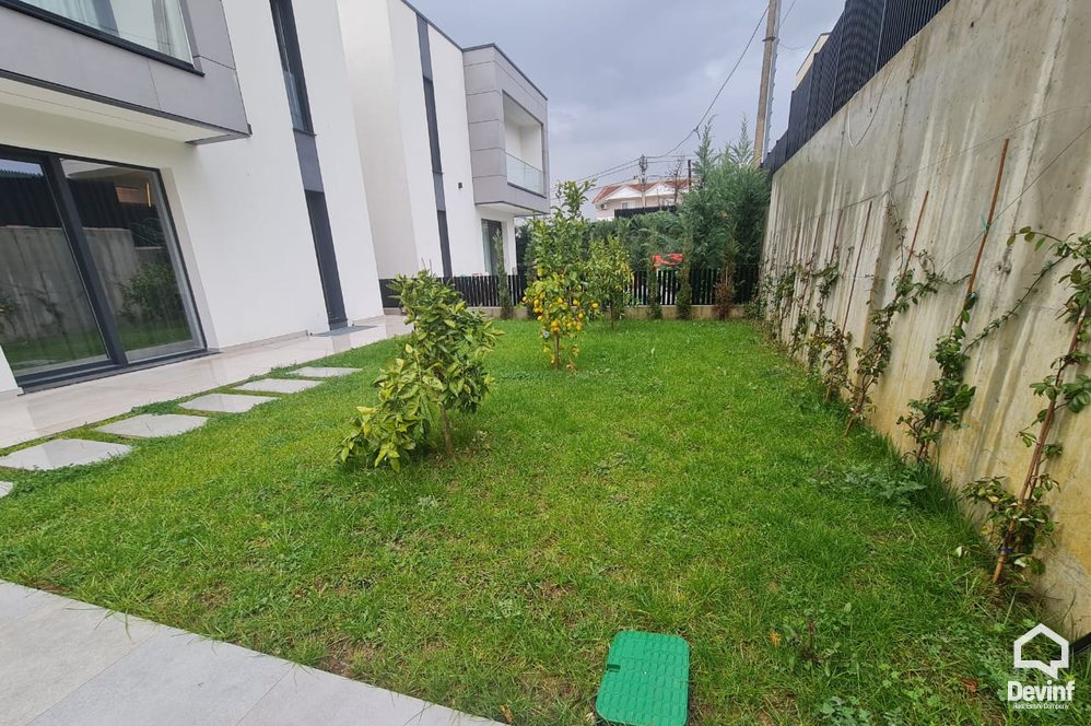 Tirane Qera Vile 3+1 Vile ne kompleks vilash ne zonen e TEG vile kompleks rezidencial