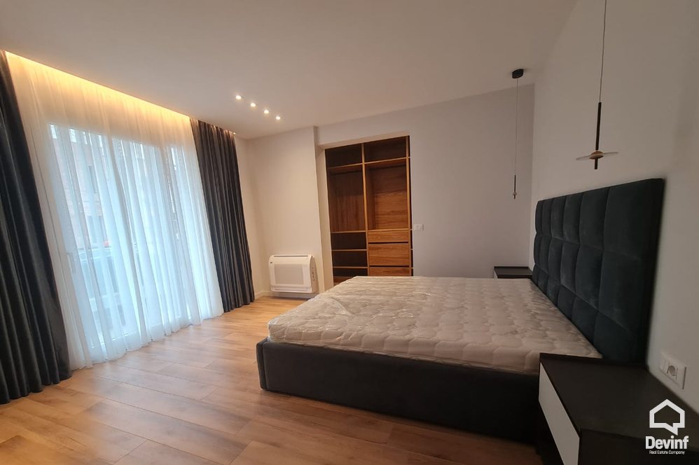 Tirane Qera Vile 3+1 Vile ne kompleks vilash ne zonen e TEG vile kompleks rezidencial