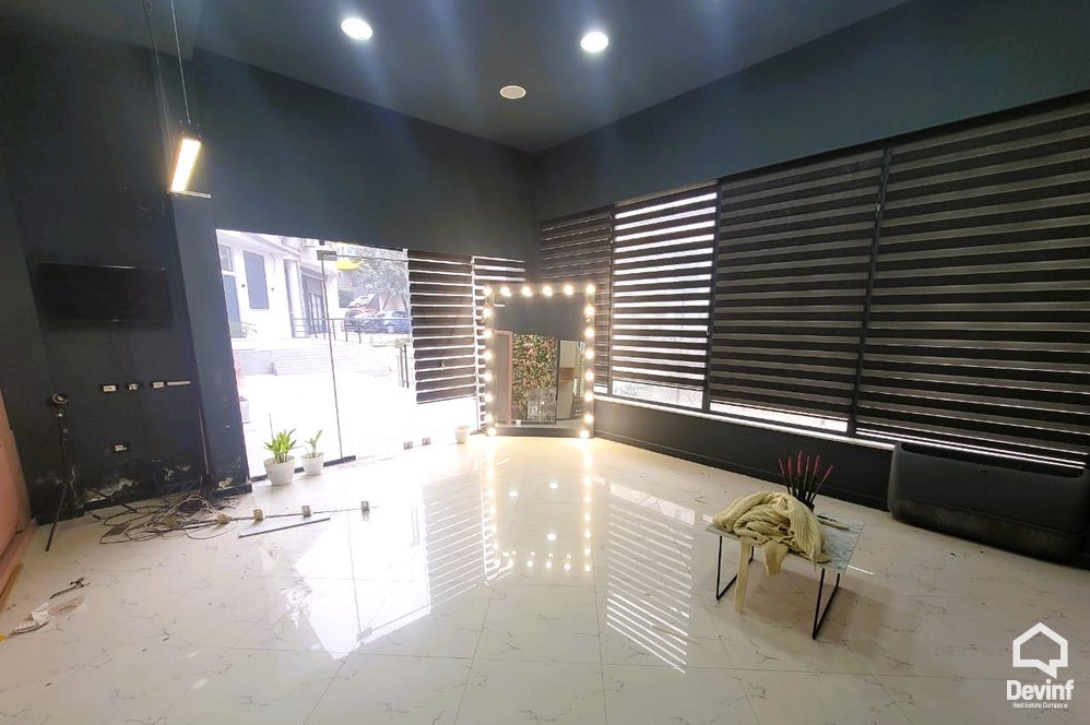 Tirane For Rent Shop  Shop for rent near the Zoo Office qender estetike qender masazhi Shop klinike dentare palester spa shkolle kursesh Hairdresser