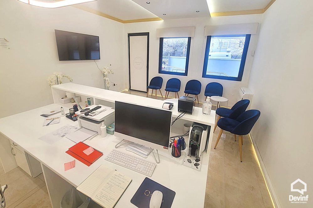 Tirane For Rent Office 4+1 Business space for rent in Selita area Office qender estetike qender masazhi klinike spitalore Klinike Fizioterapie klinke
