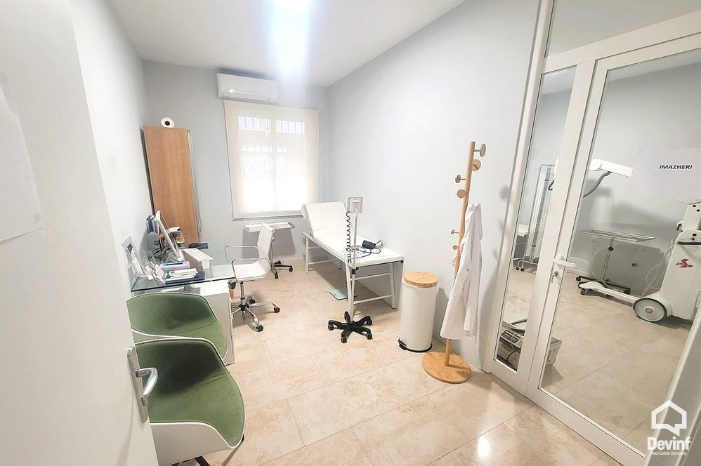 Tirane For Rent Office 4+1 Business space for rent in Selita area Office qender estetike qender masazhi klinike spitalore Klinike Fizioterapie klinke